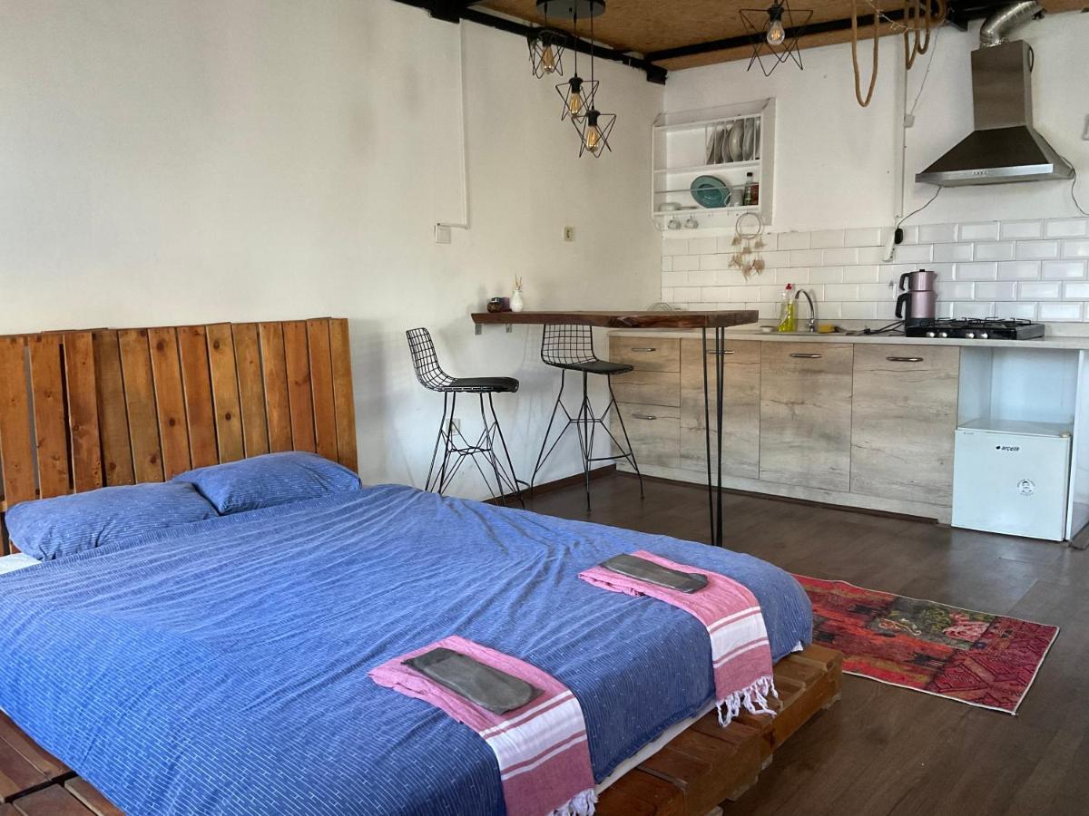 The Hub Hostel Istanbul Exterior photo
