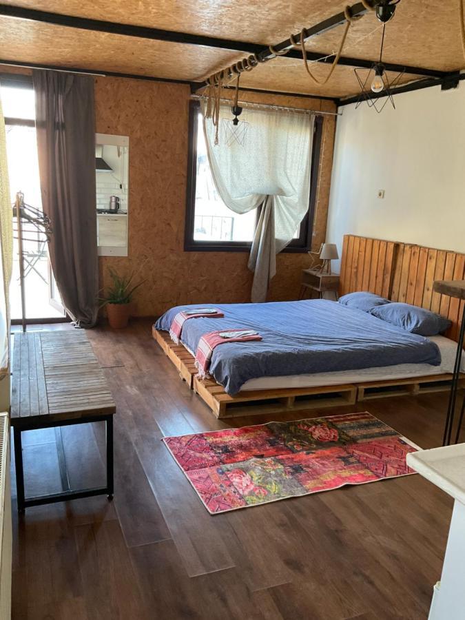 The Hub Hostel Istanbul Exterior photo